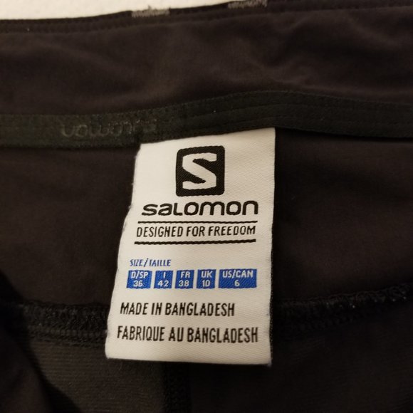 Salomon Wayfarer Skirt with Attached Shorts Outdoor Camping and Hiking Skort - Picture 9 of 13